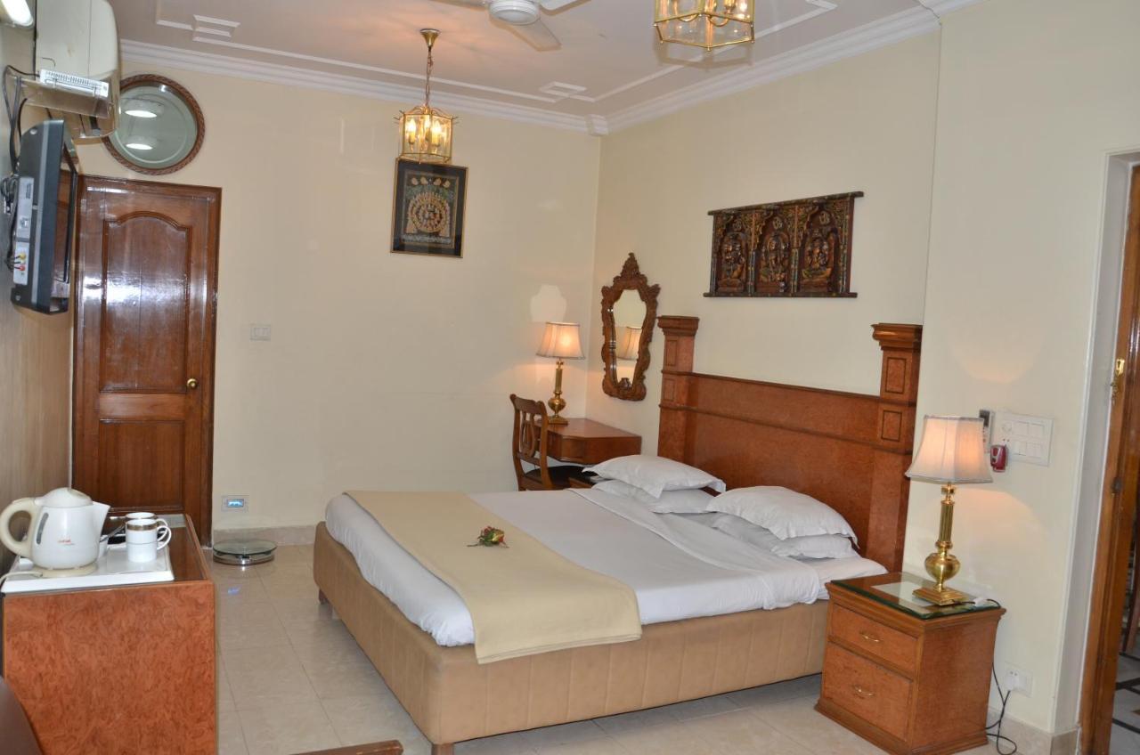 Bajaj Indian Home Stay Neu-Delhi Exterior foto