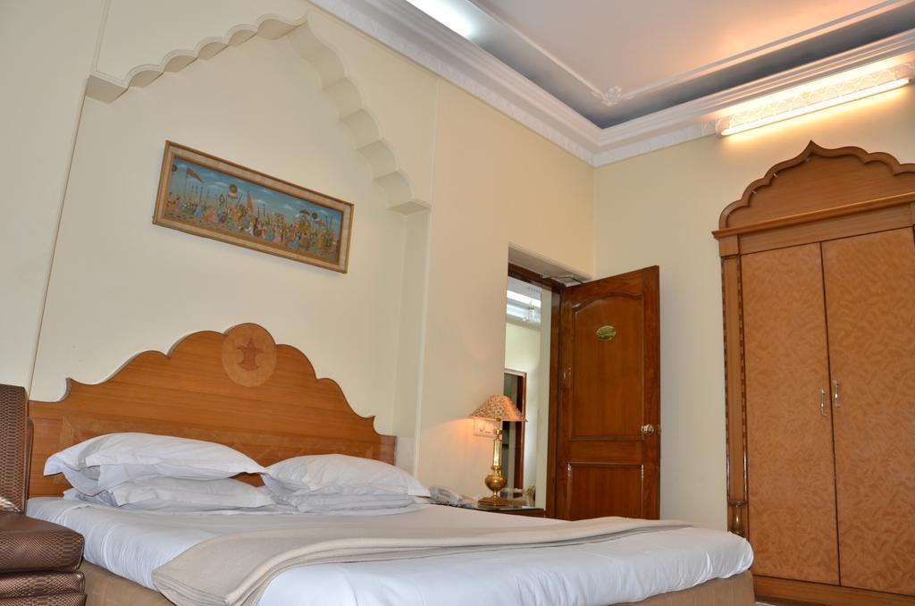 Bajaj Indian Home Stay Neu-Delhi Zimmer foto