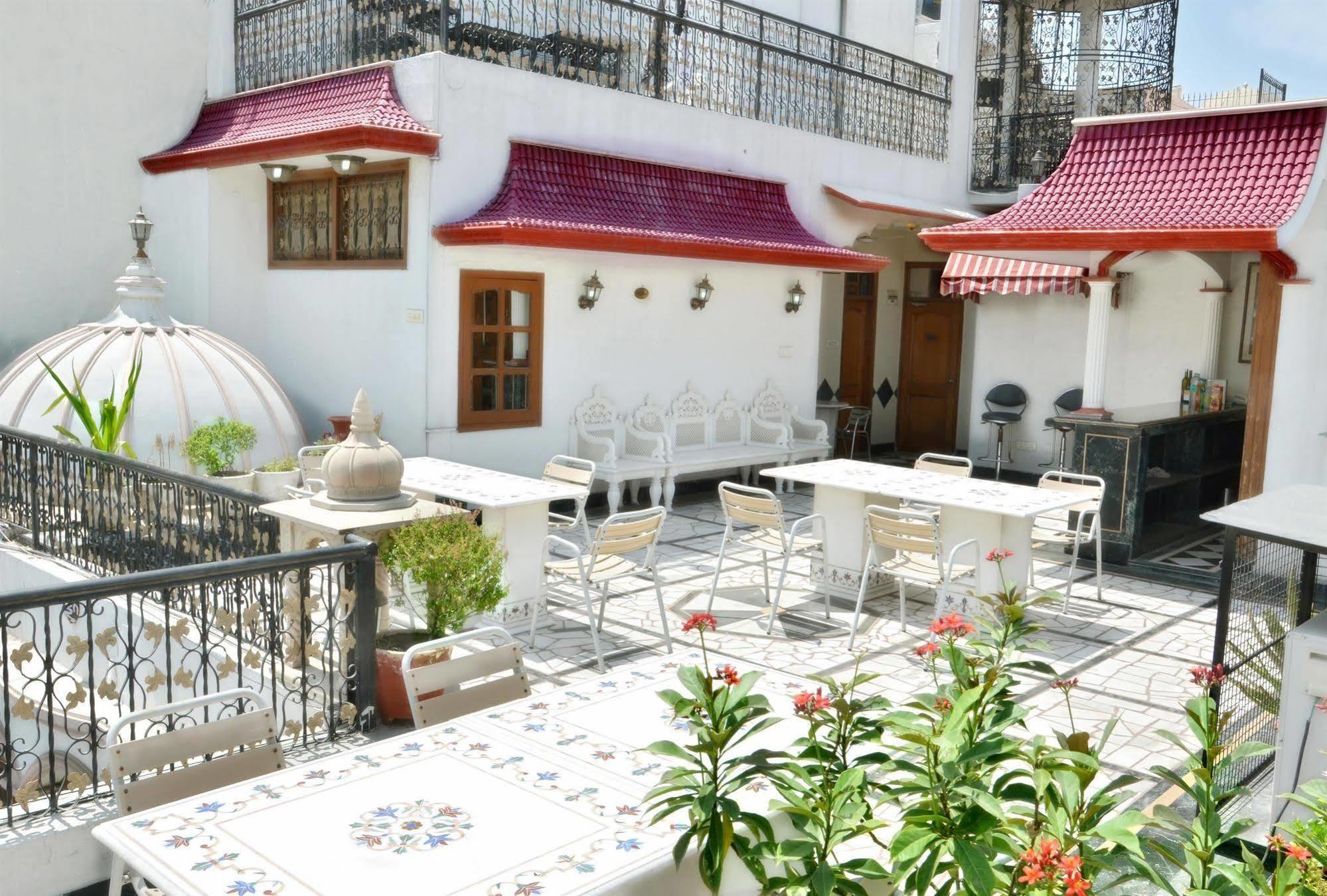 Bajaj Indian Home Stay Neu-Delhi Exterior foto
