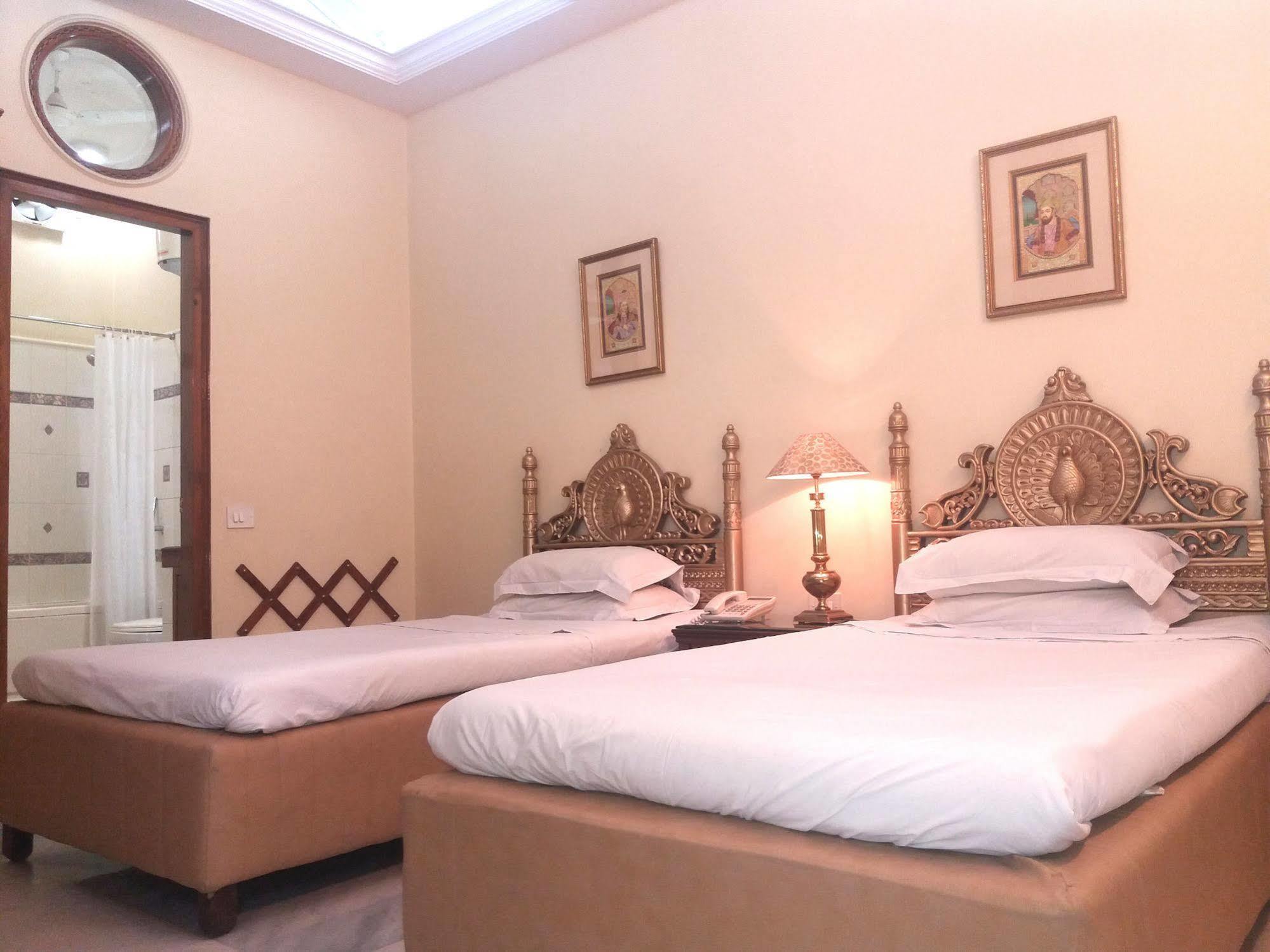 Bajaj Indian Home Stay Neu-Delhi Exterior foto